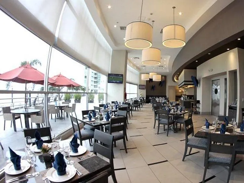 Wyndham Guayaquil, Puerto Santa Ana Hotel Guayaquil