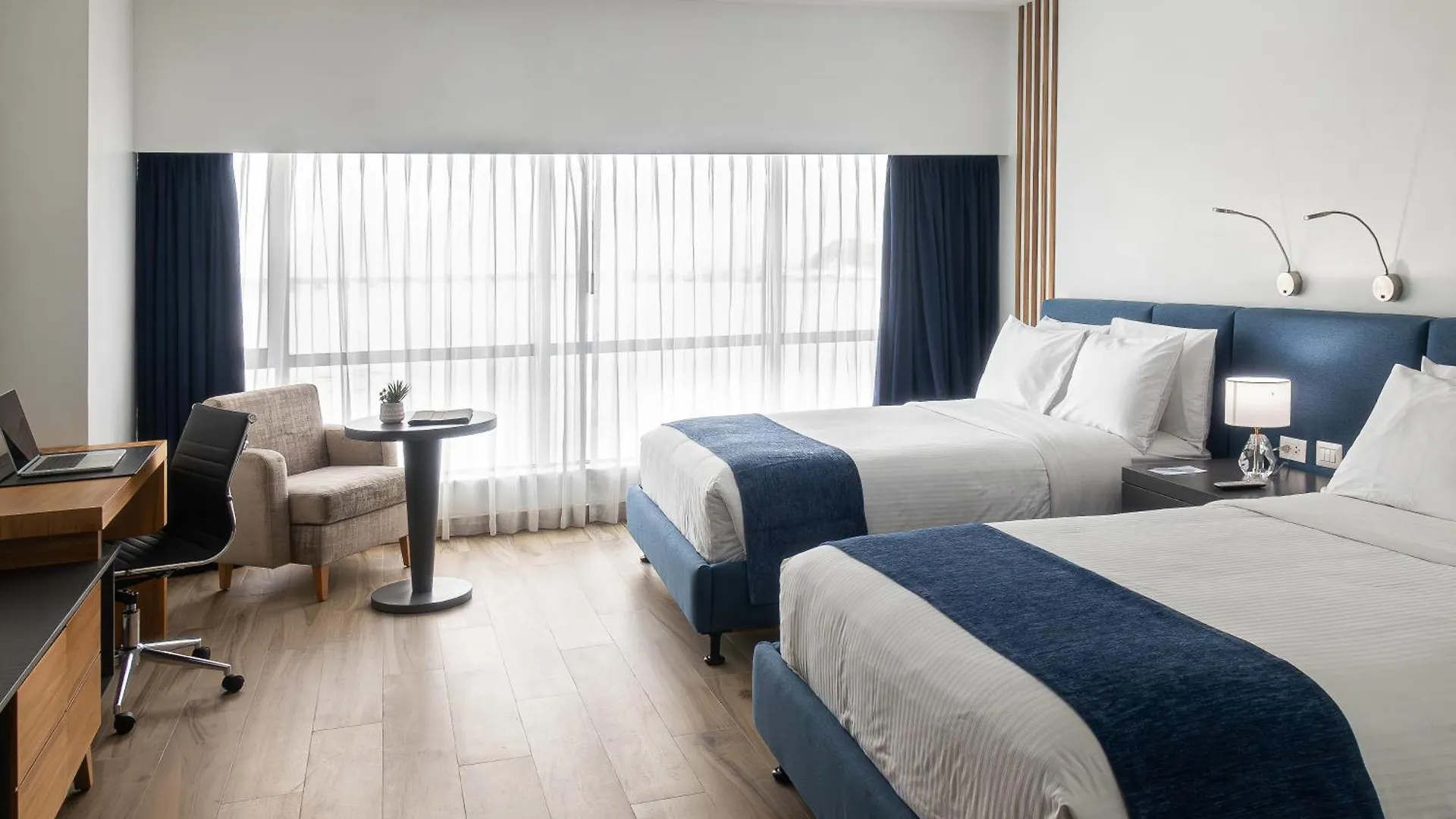 Hotel Wyndham Guayaquil, Puerto Santa Ana